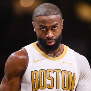 开云体育登录-杰伦·布朗：会和教练组进行沟通 力争明天的背靠背也能出战